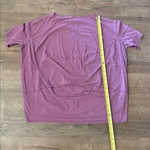 Lululemon Athletica Plum Mauve Short Sleeve Top No size tag Size 6/8